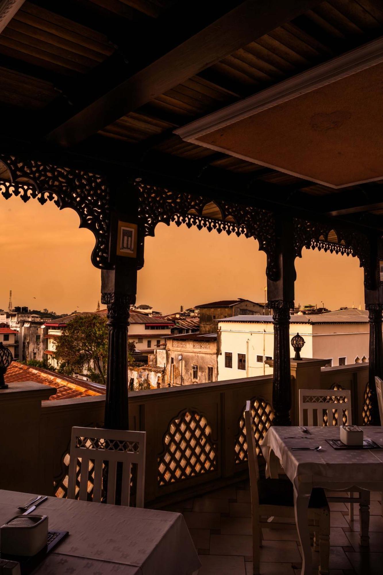 Golden Tulip Stone Town Boutique Hotel 4*